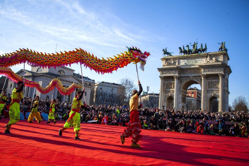 Celebrazione cinese a Milano, chinatown, sarpi, cappodanno cinese, piazza sempione, arco della pace