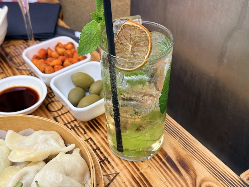米兰华人街酒吧 Cantina Sarpi 1 氛围感