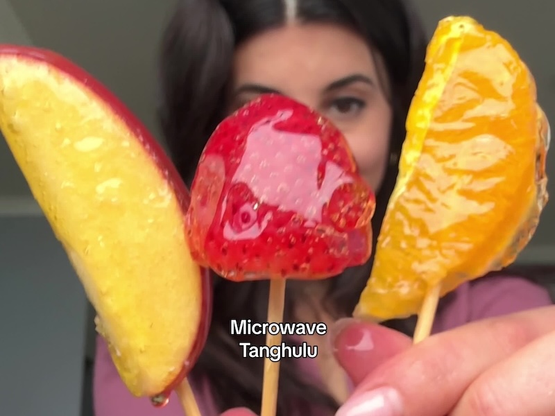 Snack Asiatici Virali Tiktok Chinatown Milano Frutta Caramellata Tanghulu