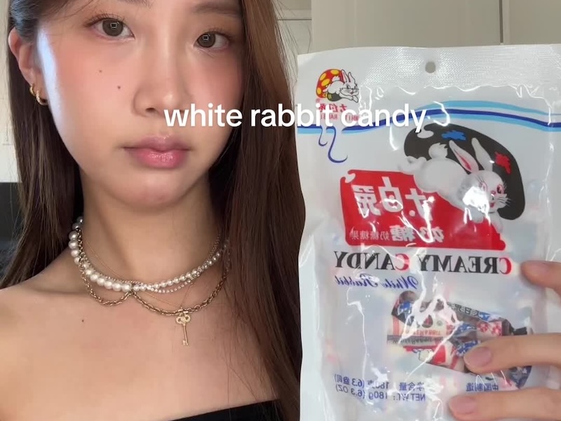 Snack Asiatici Virali Tiktok Chinatown Milano Caramelle White Rabbit