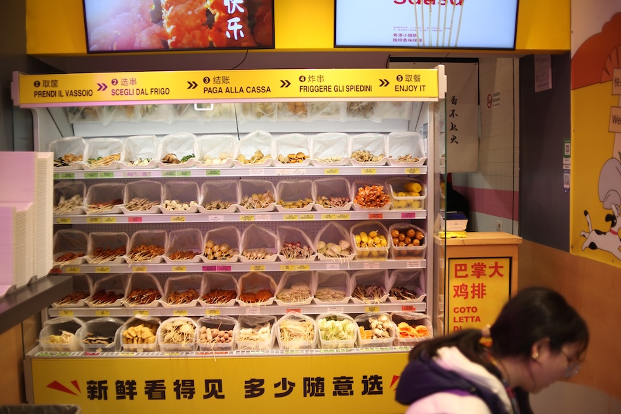 tiktok viral challenge 20 euro chinatown kuafood fried chuan 
