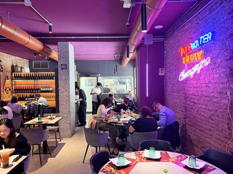 Rujia Ristorante cinese moderno sichuan milano chinatown