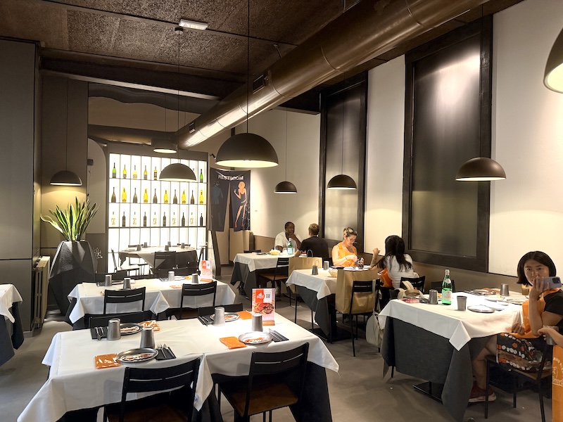 CrabBox Seafood Beer Milano zona navigli