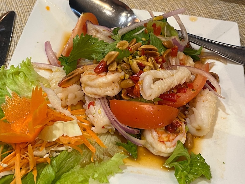 summer food asian thai square seafood papaya salad