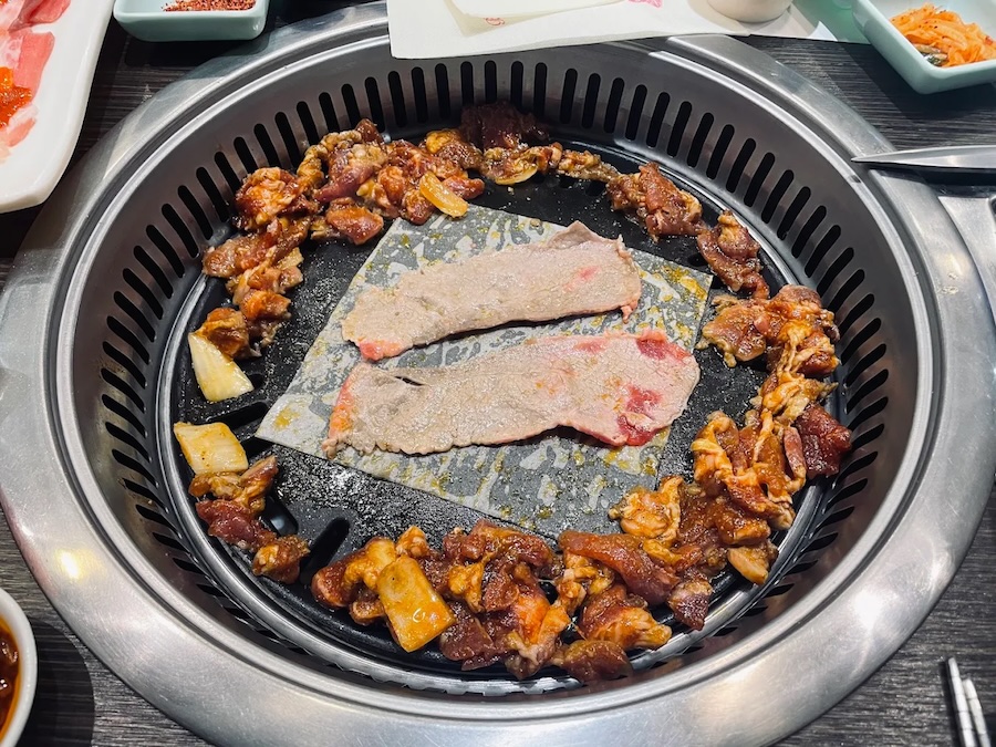 HONG CHENG Korean BBQ Chinatown Milan - Best Asian BBQ Milan